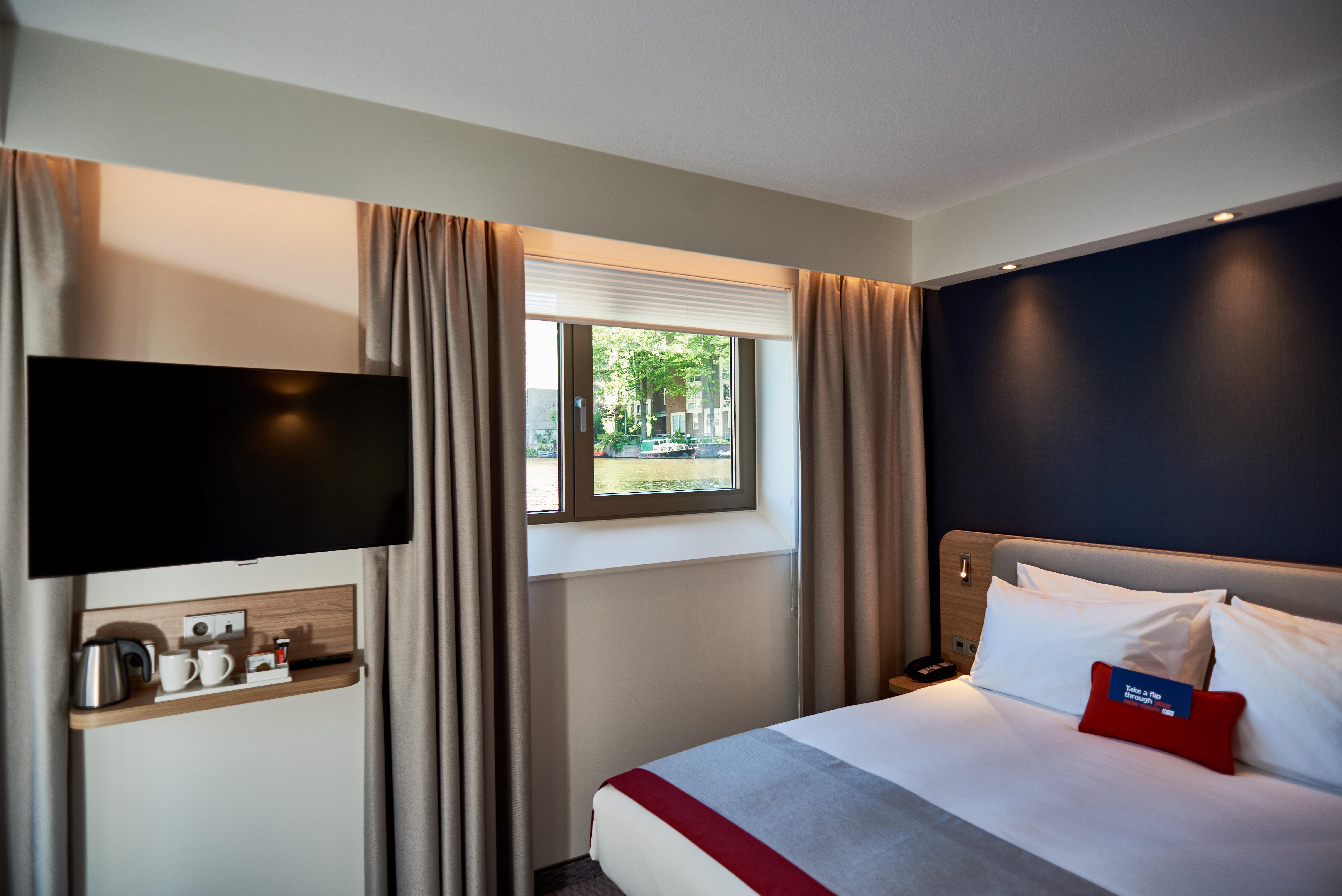 Holiday Inn Express Amsterdam - City Hall By Ihg Экстерьер фото