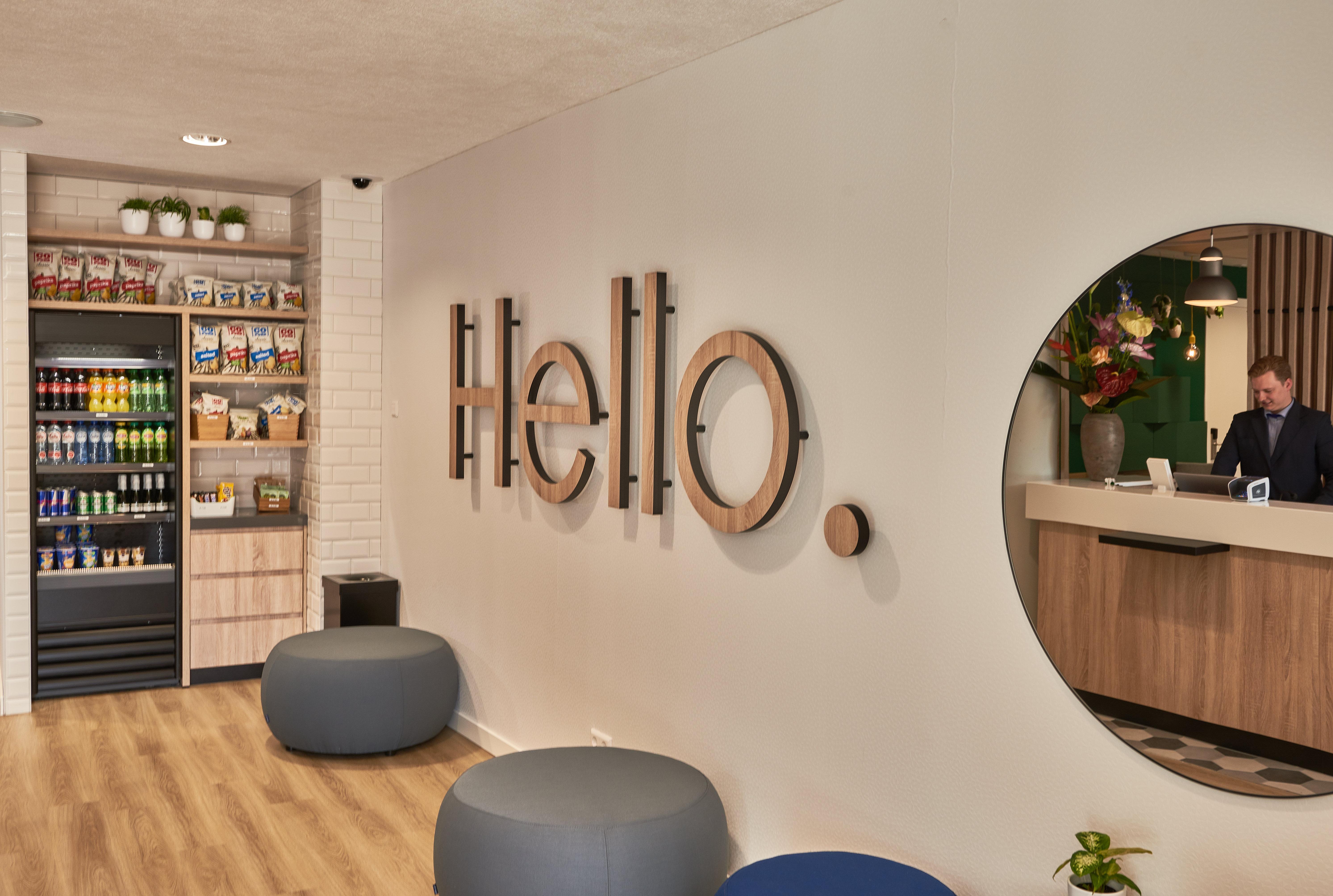 Holiday Inn Express Amsterdam - City Hall By Ihg Экстерьер фото