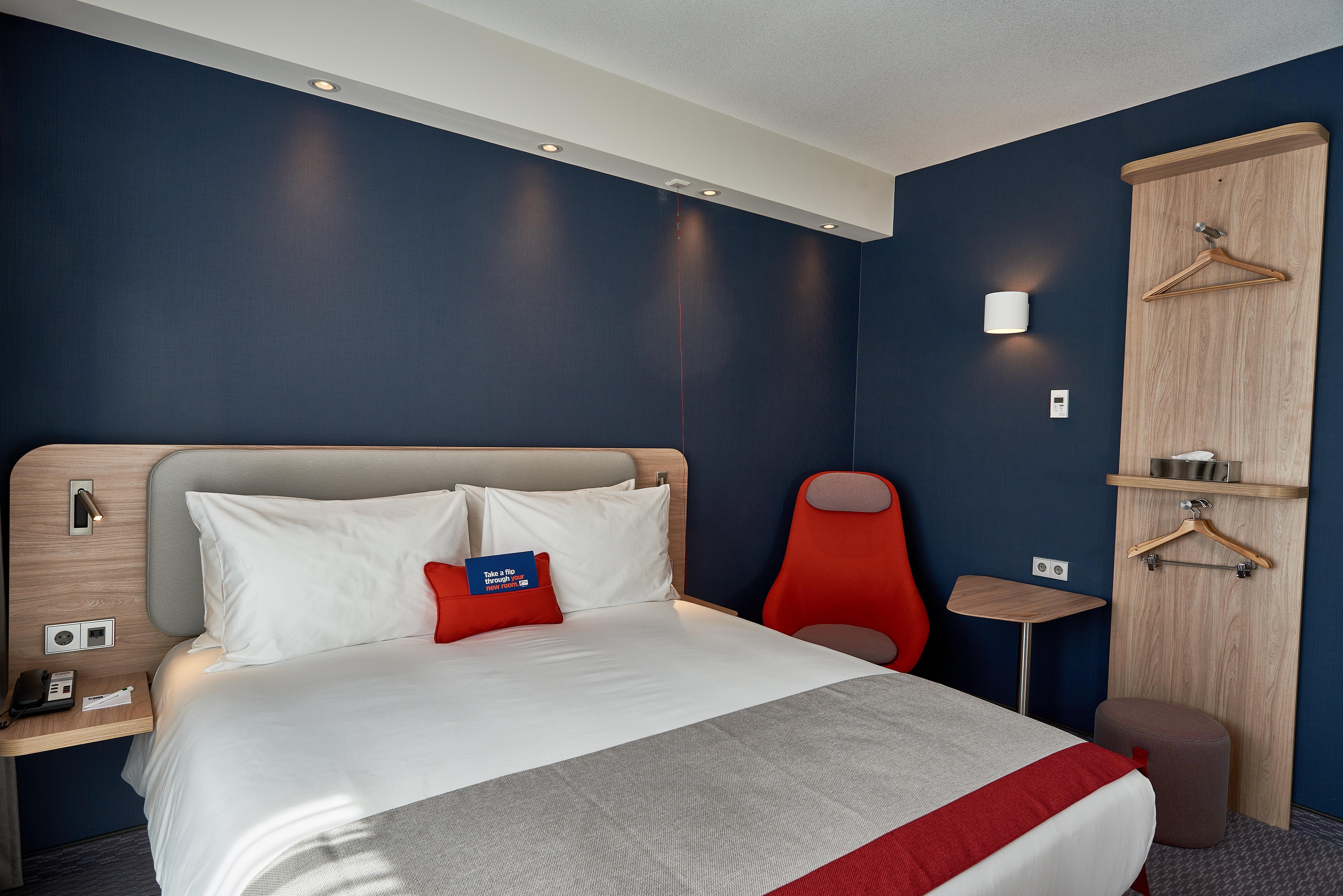 Holiday Inn Express Amsterdam - City Hall By Ihg Экстерьер фото