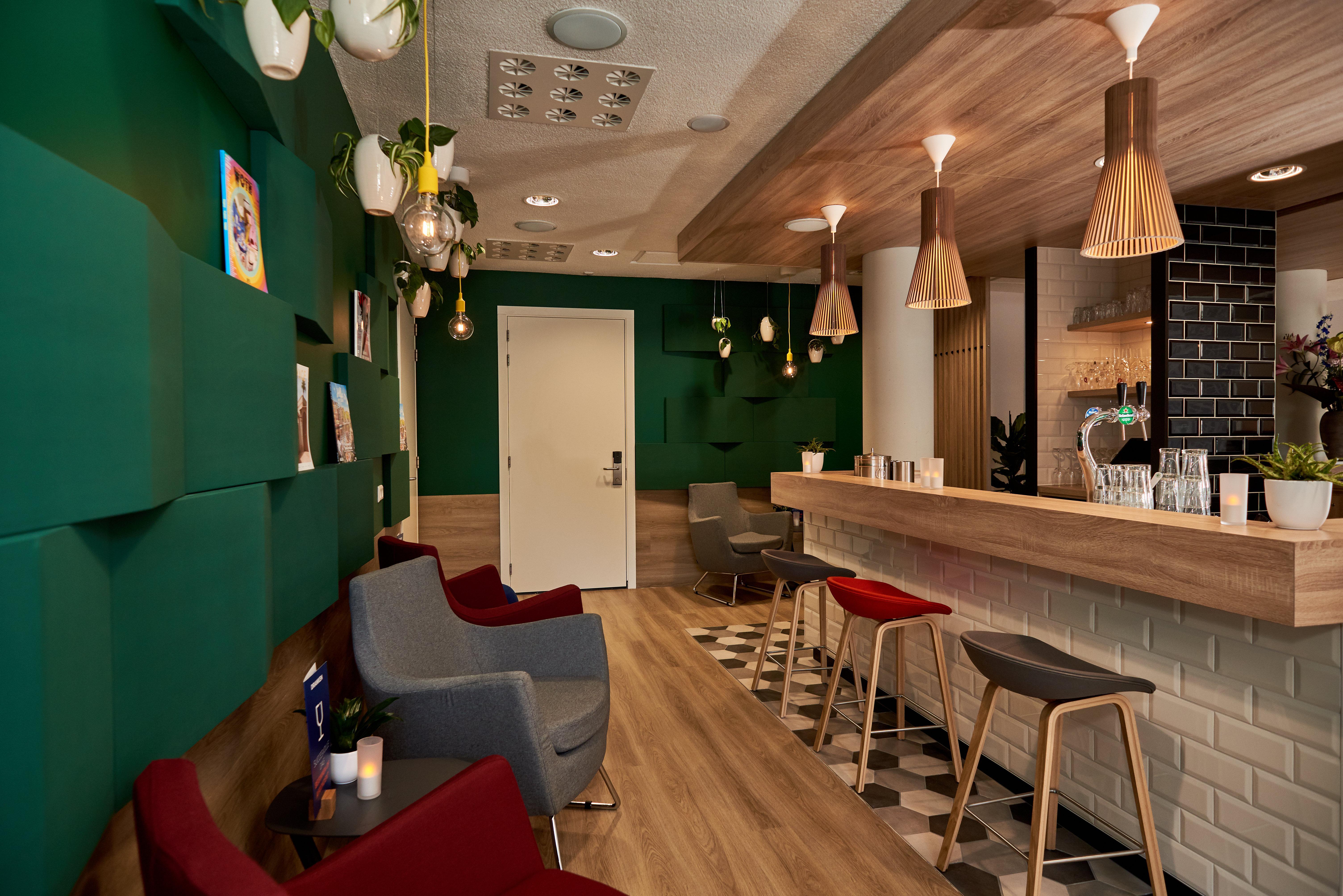 Holiday Inn Express Amsterdam - City Hall By Ihg Экстерьер фото